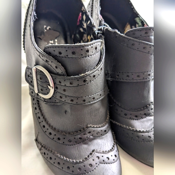 Shi by Journeys Women's Ankle Booties - Picture 5 of 15